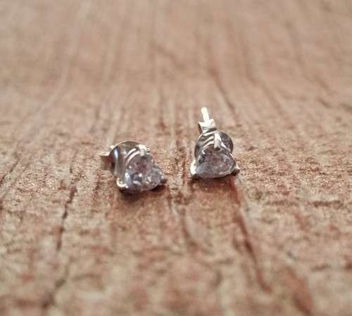 0.50ctw Heart CZ Stud Earrings in 925 Sterling Silver