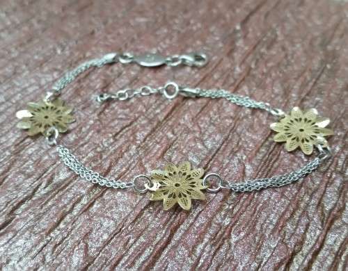 Gold Plated Flower Bracelet in 925 Sterling Silver