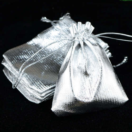 Packet of 10 Silver Organza Bags**9cm x 7cm**
