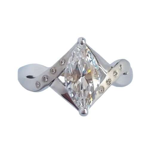 *CD DESIGNER JEWELRY* 2.08ct Cubic Zirconia Ring in Silver-Size Q
