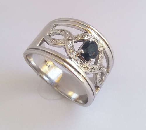 White Gold 0.54ct Oval Sapphire and Diamond ring- Size Q