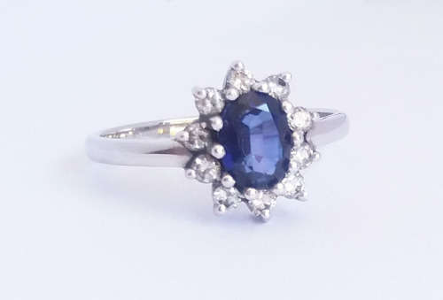 **CD DESIGNER JEWELRY** 1.30ctw Sapphire and Diamond Ring in 9ct White Gold- Size P