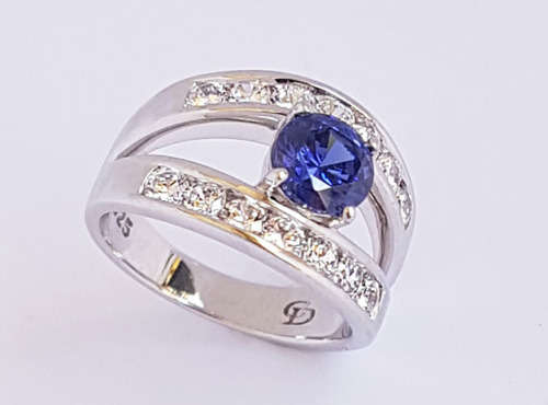 *CD DESIGNER JEWELRY* 2.65ct Tanzanite and Clear CZ Split Band Ring-Size R