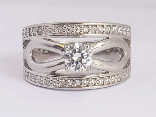 *CD DESIGNER JEWELRY*0.69ctw CubicZirconia Infinity Style Wedding Band- Size Q