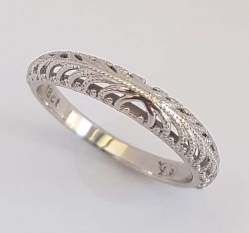 CD DESIGNER JEWELRY*18ct White Gold Victorian Style Wedding Band with Millgrain Detail- Size 6