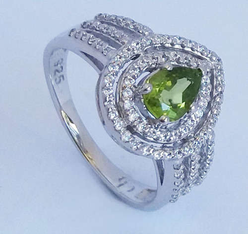 *CD DESIGNER JEWELRY* 1.20ctw Natural Peridot and CZ Ring in Silver- Size 8.25