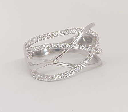 Entwined twist CZ Band - Size 7