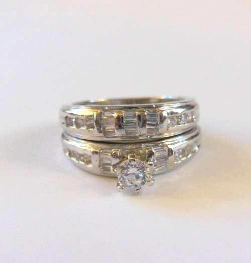 0.40ct Solitaire CZ with band in Silver- Size 7/ 8