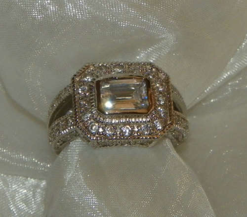 2.78ctw Emerald CZ Ring in Silver Size 8