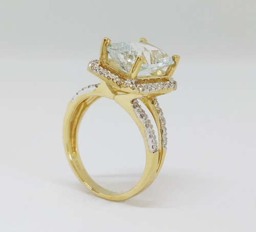 3.93ct Topaz and Diamond Ring in 14K Yellow Gold