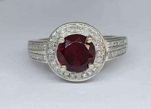 Art Deco 1.21ct Garnet and Diamond Ring in 14K White Gold