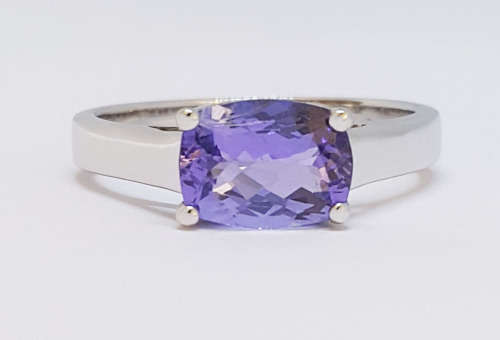 1.35 ct Natural Tanzanite Ring in 18K White Gold