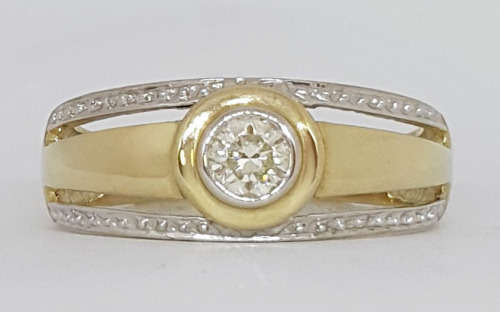0.284 ct Diamond (EGL Certified) Ring in 9K Yellow Gold