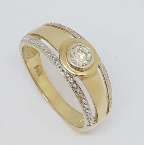 0.284 ct Diamond (EGL Certified) Ring in 9K Yellow Gold