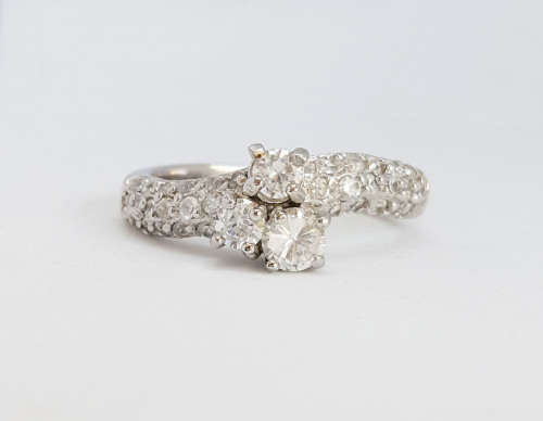 0.61ctw CZ Floral Ring in 925 Sterling Silver- Size 7/ 8