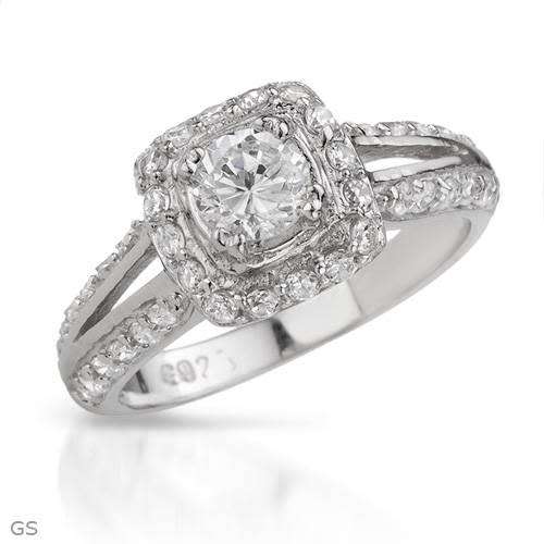 2.80ctw CZ Halo Split band in Silver Ring- Size 8