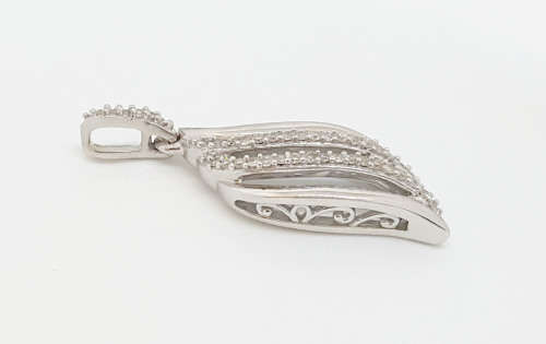 0.15ctw Natural Diamond Pendant in 10kt White Gold