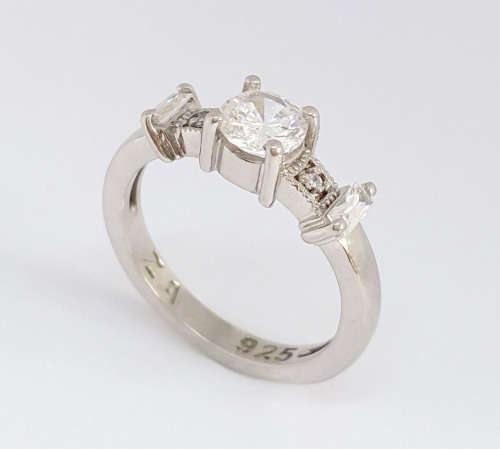 *CD DESIGNER JEWELRY*0.98ctw CZ Engagement Ring in 925 Sterling Silver*Size P*