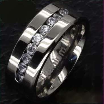 Men`s Titanium Ring CZ - Size 5