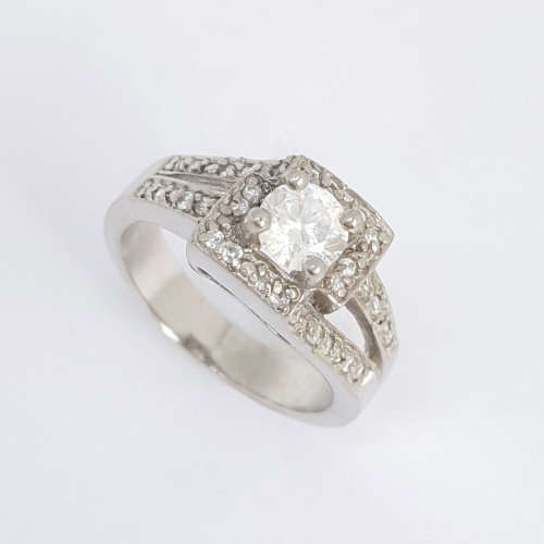 925 STERLING SILVER 0.75ct CZ Halo Ring- Size 9