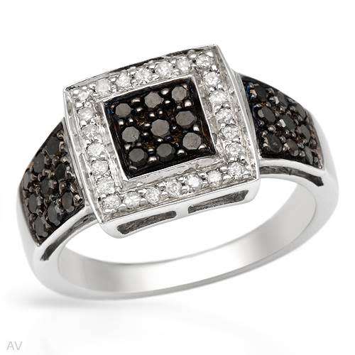 0.61ctw Natural Black and White Diamond Ring