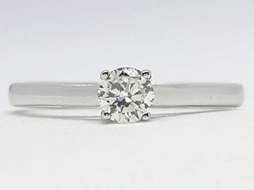 0.28ct Diamond ring in 9K White Gold
