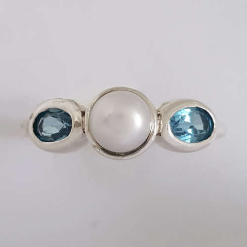 Pearl and Topaz Ring in Sterling Silver- Size 8.25