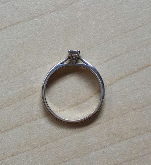 0.20ct Diamond Ring- Size 5.5