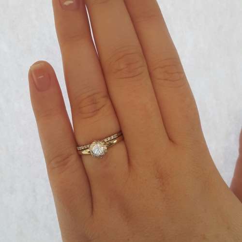 0.75ct CZ Solitaire and band in 9K Yellow Gold