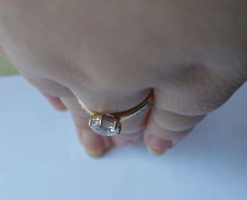 0.75ct CZ Solitaire and band in 9K Yellow Gold