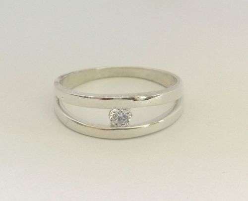 0.10ct CZ Split Band 925 Sterling Silver Ring- Size 7.5 / 7.75