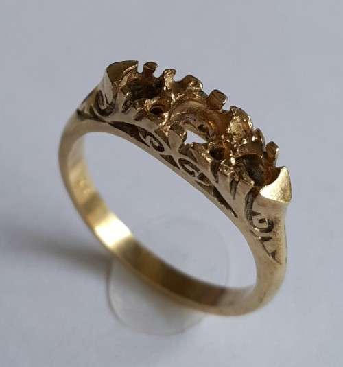 Vintage Trilogy Mount in 9ct Yellow Gold