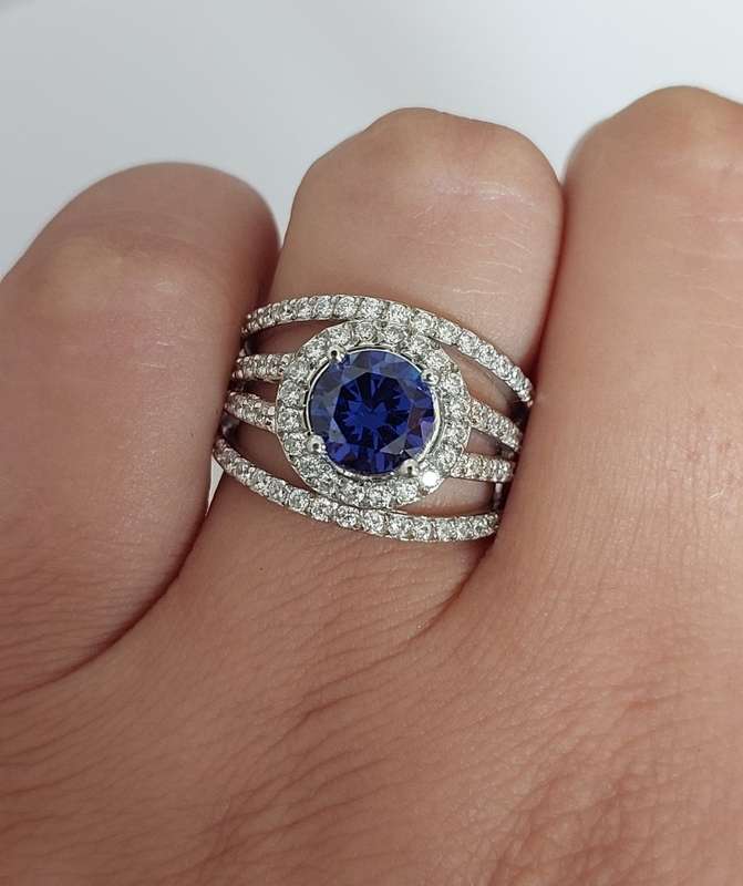 *CD DESIGNER JEWELRY* 2.2ct Cr Tanzanite and CZ Halo Ring in Silver -Size R