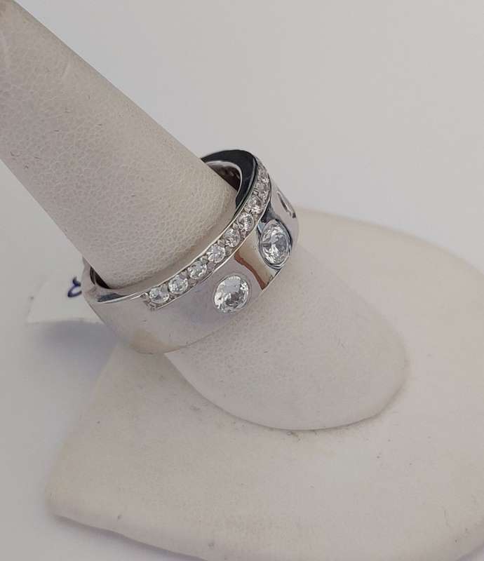 *CD DESIGNER JEWELRY* 1.30ctw CZ Broad Silver Band