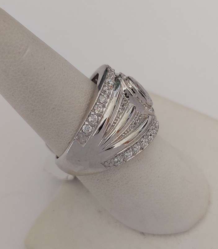 *CD DESIGNER JEWELRY* 3.26ctw CZ Broad Silver Ring- Size R