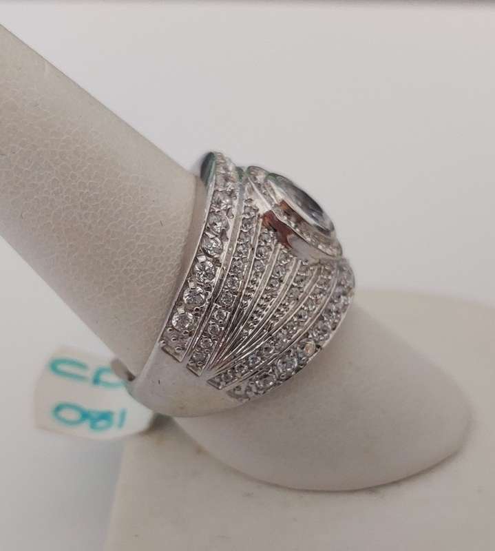 CD DESIGNER JEWELRY Oval Halo CZ Cluster Broad Ring