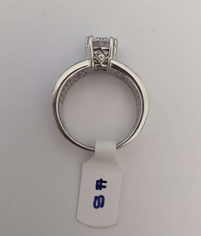 *CD DESIGNER JEWELRY* 2ct CZ Broad Band Ring in Silver- Size 8 , 9