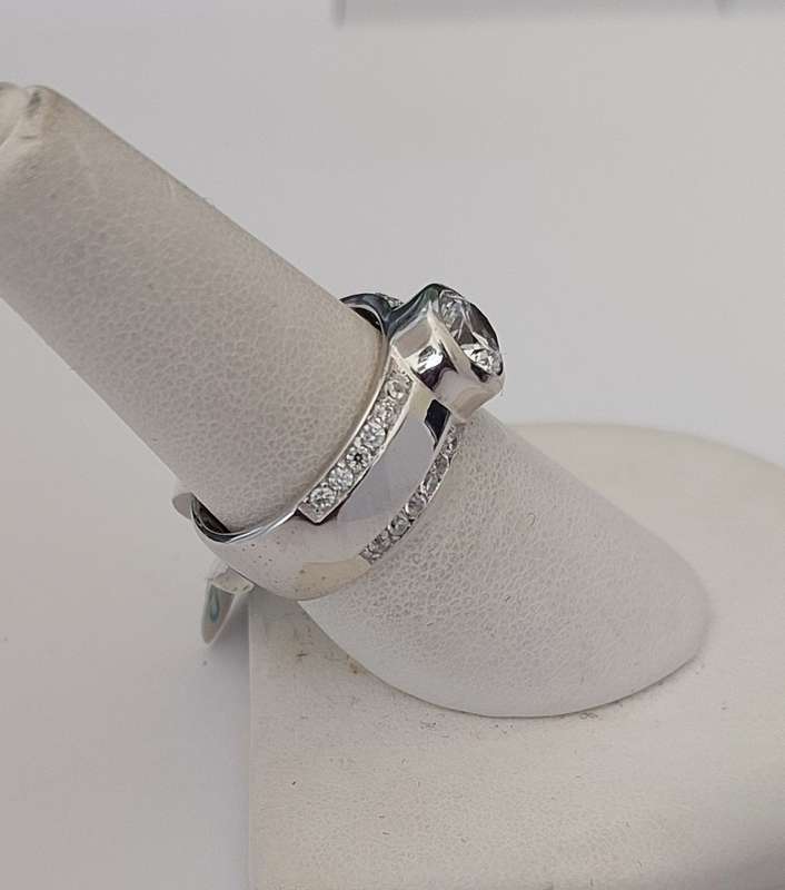 *CD DESIGNER JEWELRY* 1ct Bezel CZ in Silver