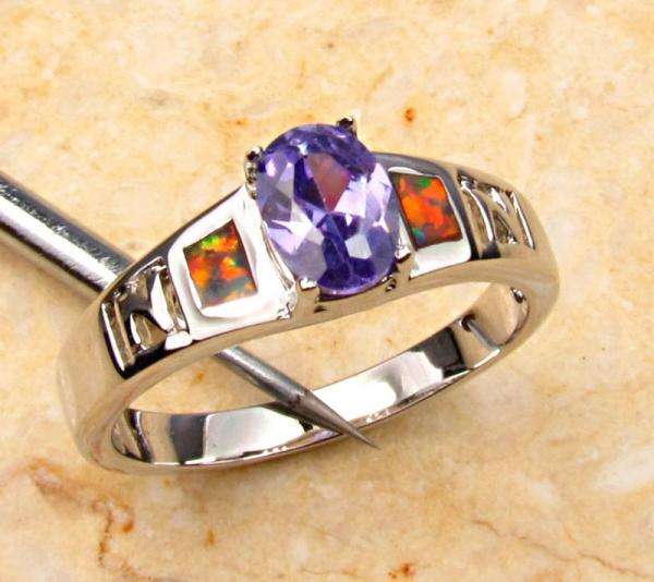 ***STUNNING**0.75ct Oval Cut Simulated Tanzanite Engagement Ring**Size 8**