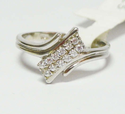 **GORGEOUS**925 Sterling Silver**CZ Engagement Ring**Size 8/9/10**