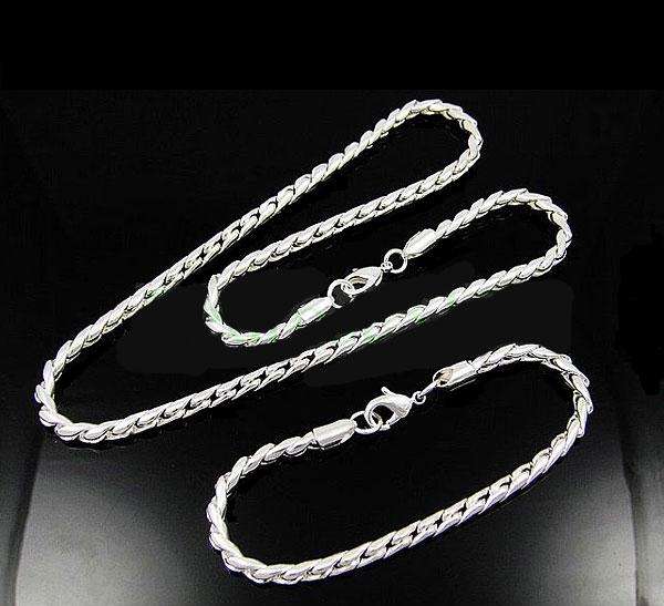 Bracelet and Necklace Costume Gift Set