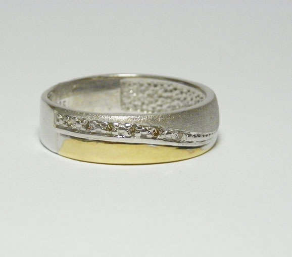 0.03ct Diamond Band in silver and 9ct gold