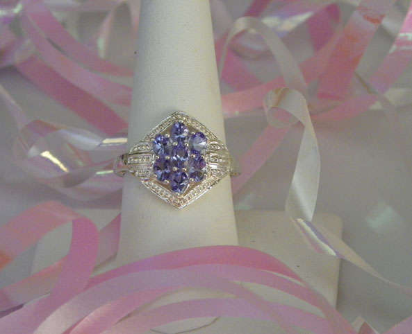 1.20ctw Tanzanite Cluster Ring in Silver