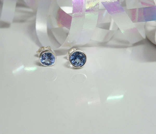 **NEW 925 Sterling Silver COLLECTION**Gorgeous Blue CZ Stud Earrings**