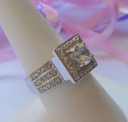 **CD DESIGNER JEWELRY**925 Sterling Silver**1.51ctw Engagement Ring**Size 8**