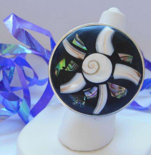 ** Dress Ring with GenuineShell Inlay FROM Thailand**Size 6-Adjustable**
