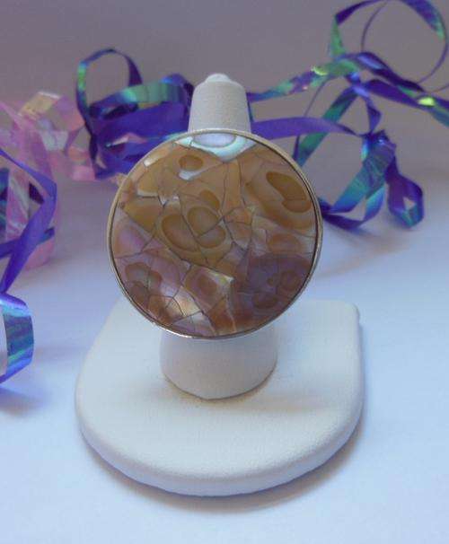 ** Dress Ring with GenuineShell Inlay FROM Thailand**Size 8-Adjustable**