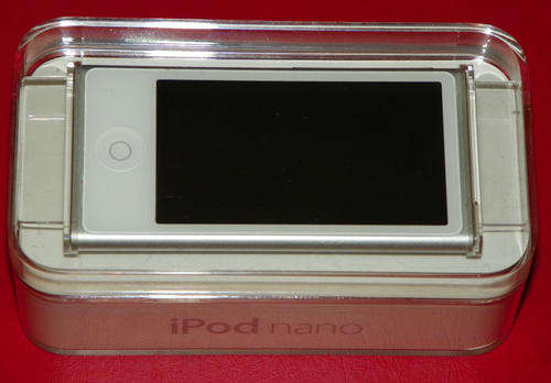 **NEW**16GB iPod nano**