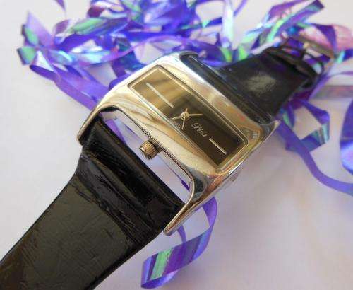 **GORGEOUS**Women's Ananlogue Watch**Black Leather Strap***