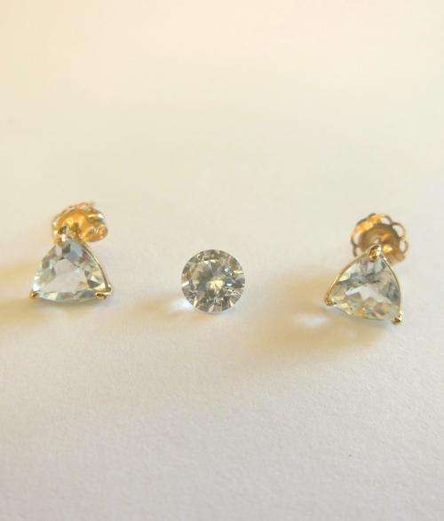 0.80ctw Natural Aquamarine Studs in 10K Yellow Gold